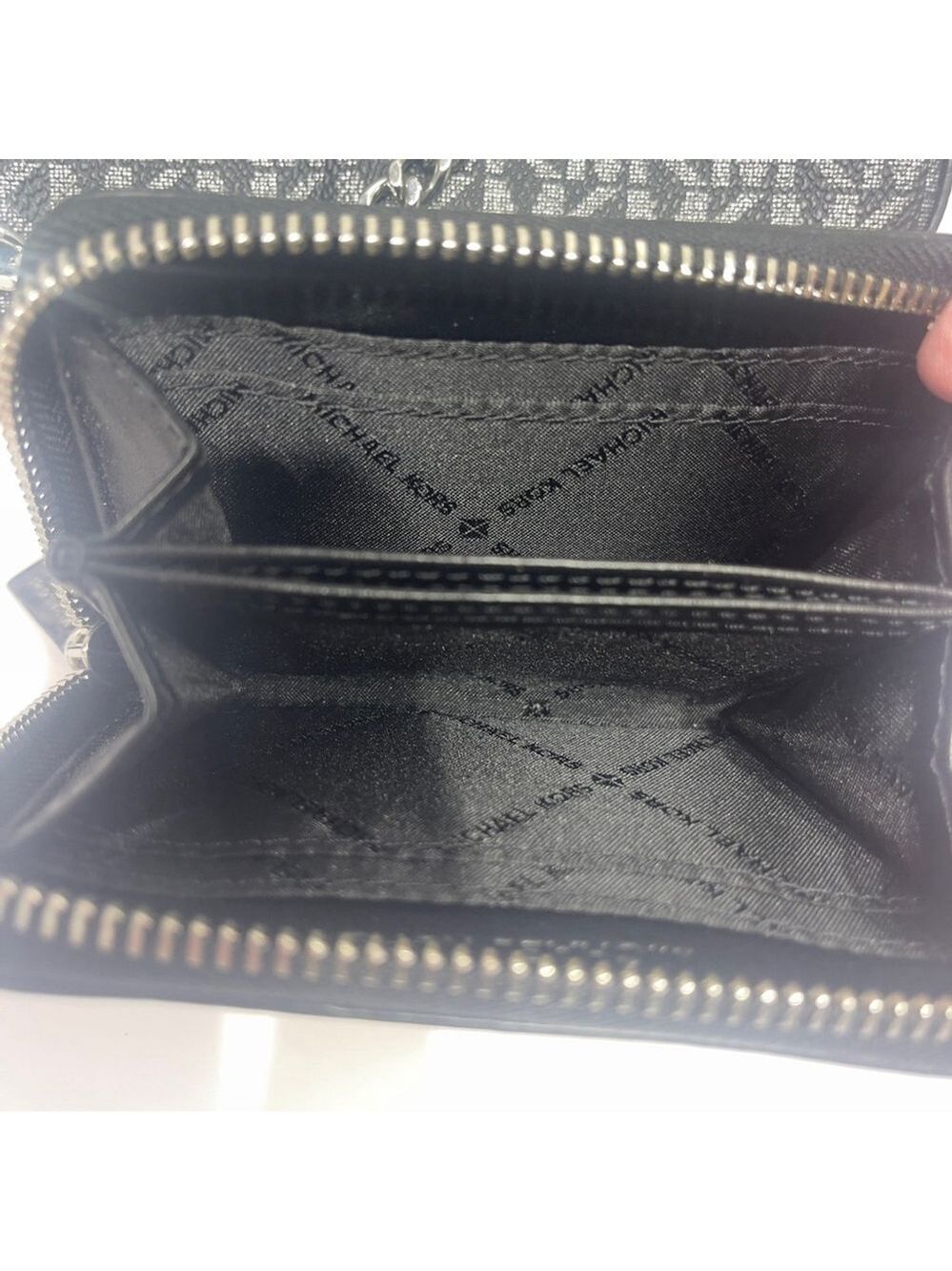 Michael Kors Chain Crossbody With Matching Wallet Set Silver Black Metallic Logo - Picture 7 of 10